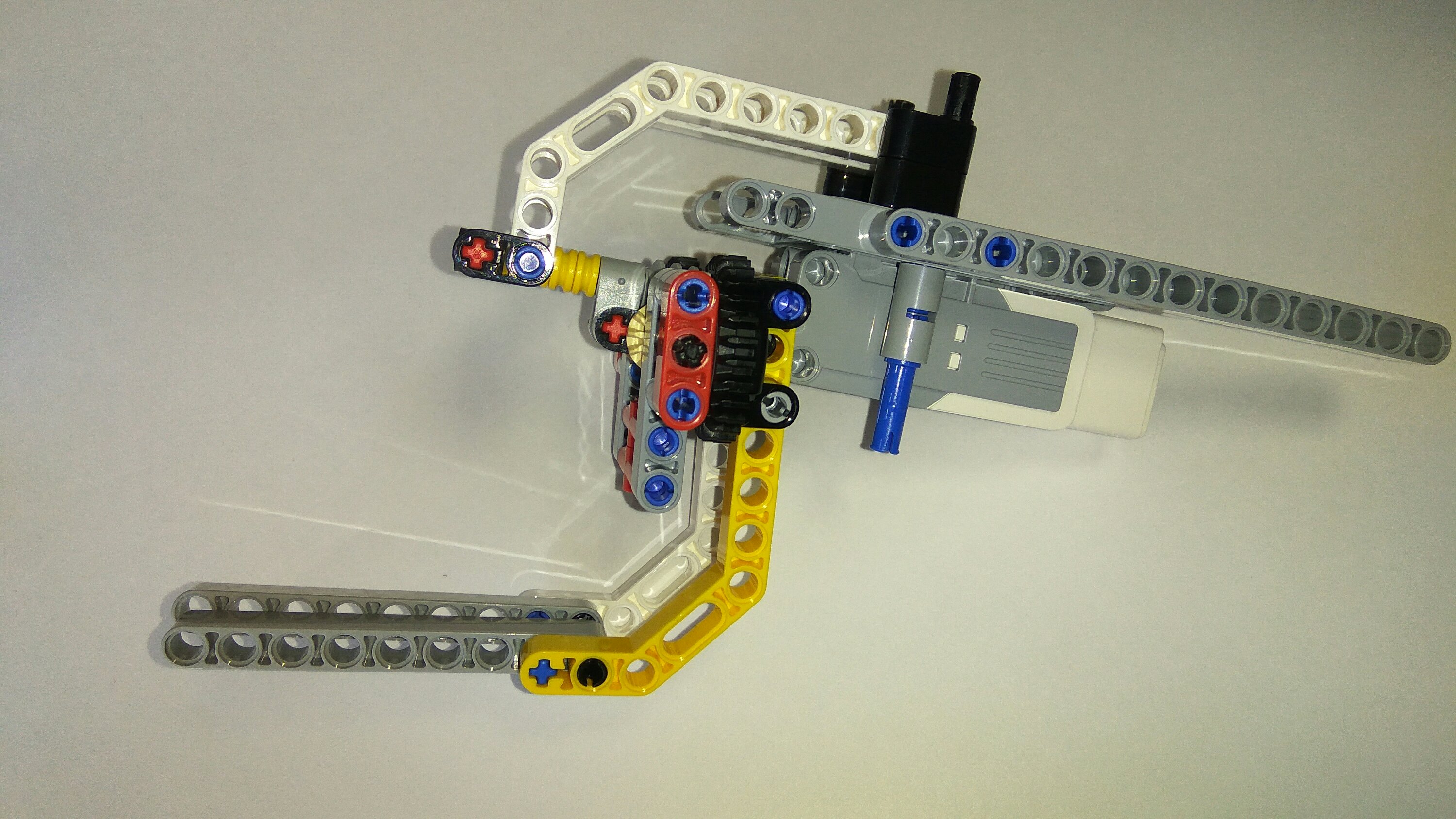Механизмы робототехники. Захват робота ev3. Клешня ev3. Робот с клешней ev3.